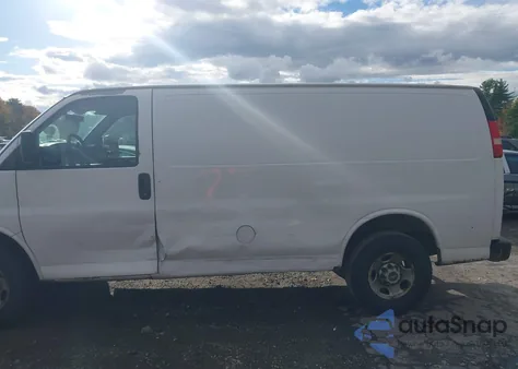2010 Chevrolet Express 2500 Work Van из США, поврежденный, VIN 1GCZGFBA4A1158803